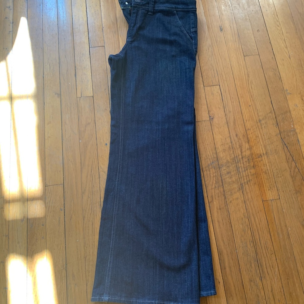 FLASH SALE!!🔥 Women’s wide leg dress jeans.